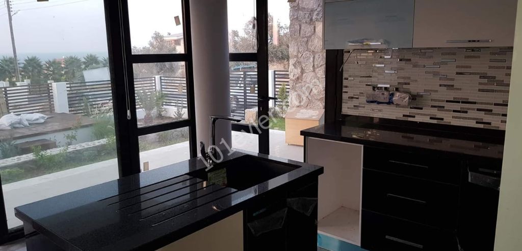 Flat For Sale in Alsancak, Kyrenia