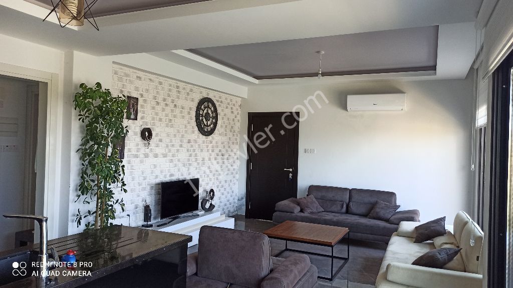 Flat For Sale in Alsancak, Kyrenia