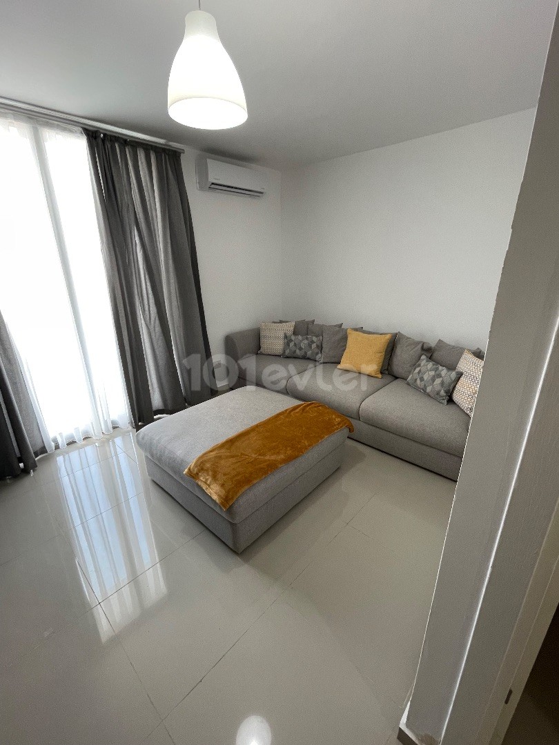 Zeytinlik 3+2 Deniz Manzaralı Triplex İkiz Ev