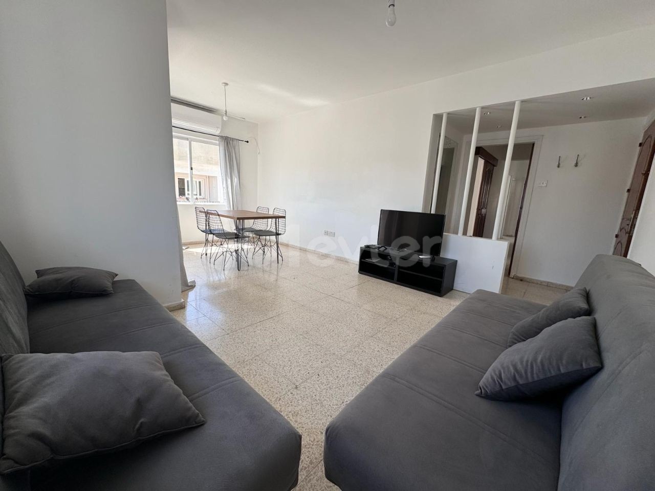 Girne Merkez'de 3+1 Kiralık Bakımlı Daire