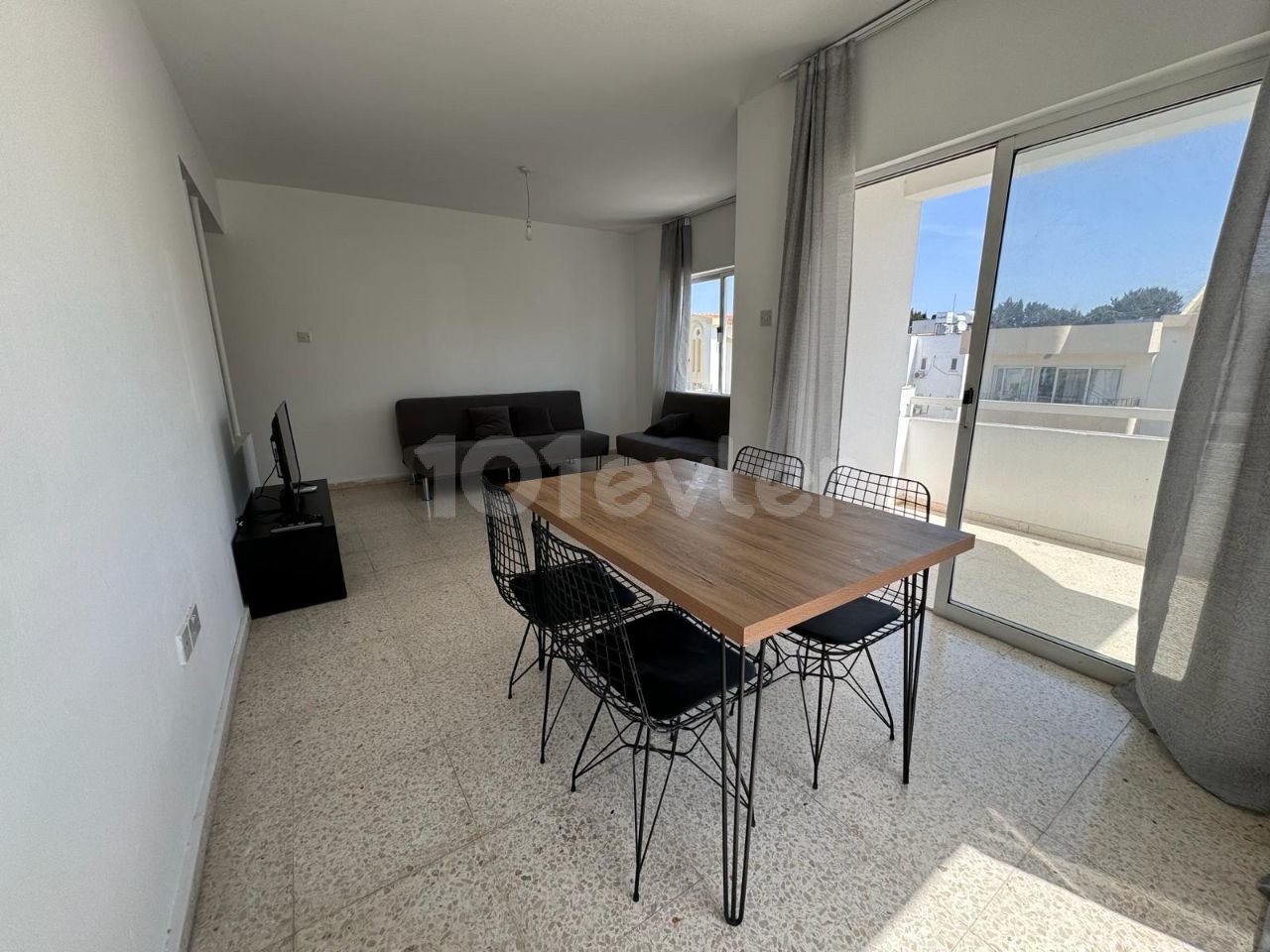 Well-maintained 3+1 Flat for Rent in Kyrenia Center