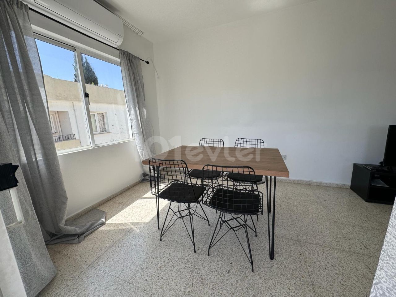 Gepflegte 3+1-Wohnung zur Miete im Zentrum von Kyrenia