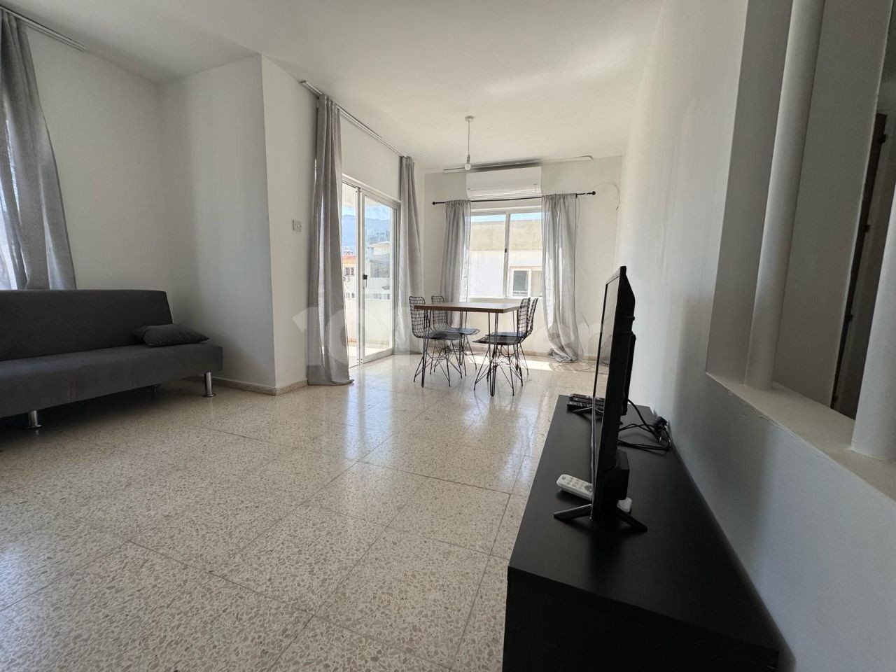 Well-maintained 3+1 Flat for Rent in Kyrenia Center