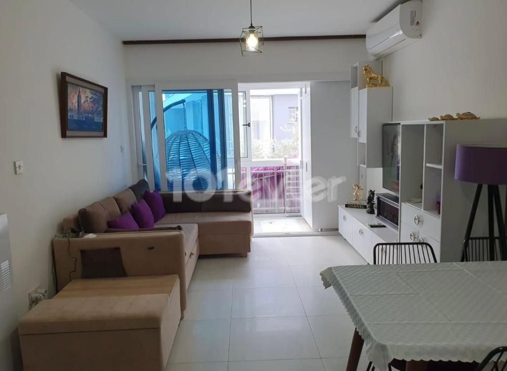 Girne Lapta 'da Acil Satılık 1+1 Full Eşyalı Daire