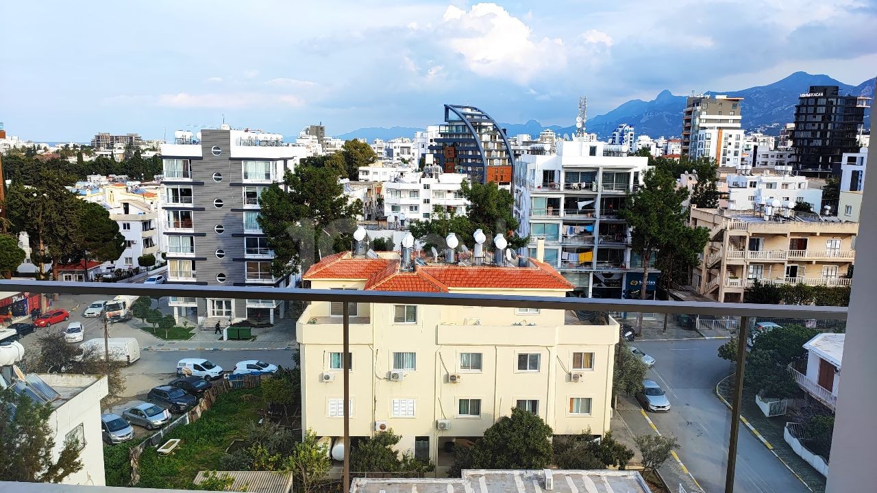 🌟 Luxus-Penthouse mit 3 Schlafzimmern im Herzen von Kyrenia 🌟