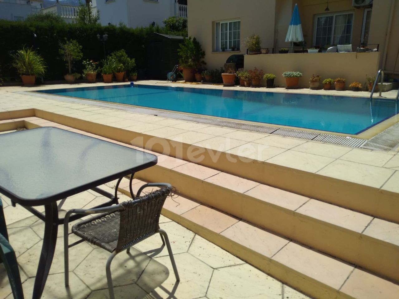 🌟🌟﻿3+1 WOHNUNG MIT GEMEINSAMEN POOL IM KYRENIA CENTER! 🌟🌟