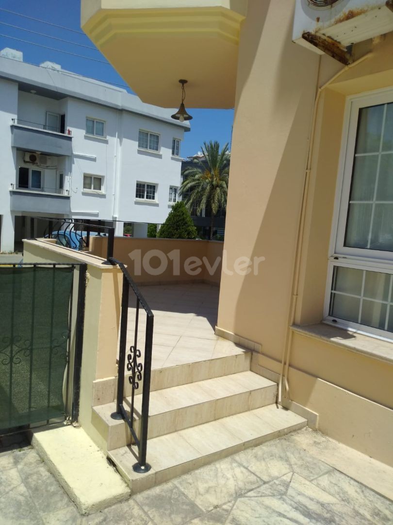  🌟🌟 3+1 APARTMENT WITH SHARED POOL IN THE HEART OF KYRENIA! 🌟🌟