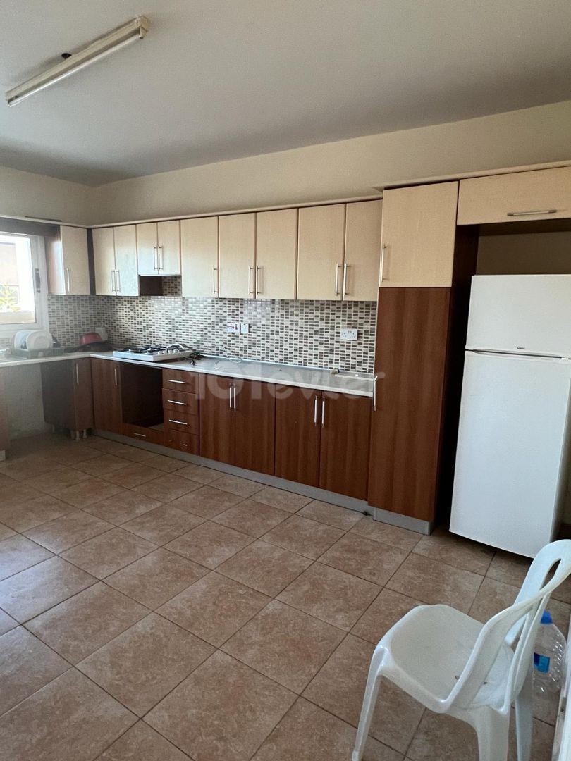 Gönyeli, Lefkoşa'da 3+1 Full Eşyalı KİRALIK Daire