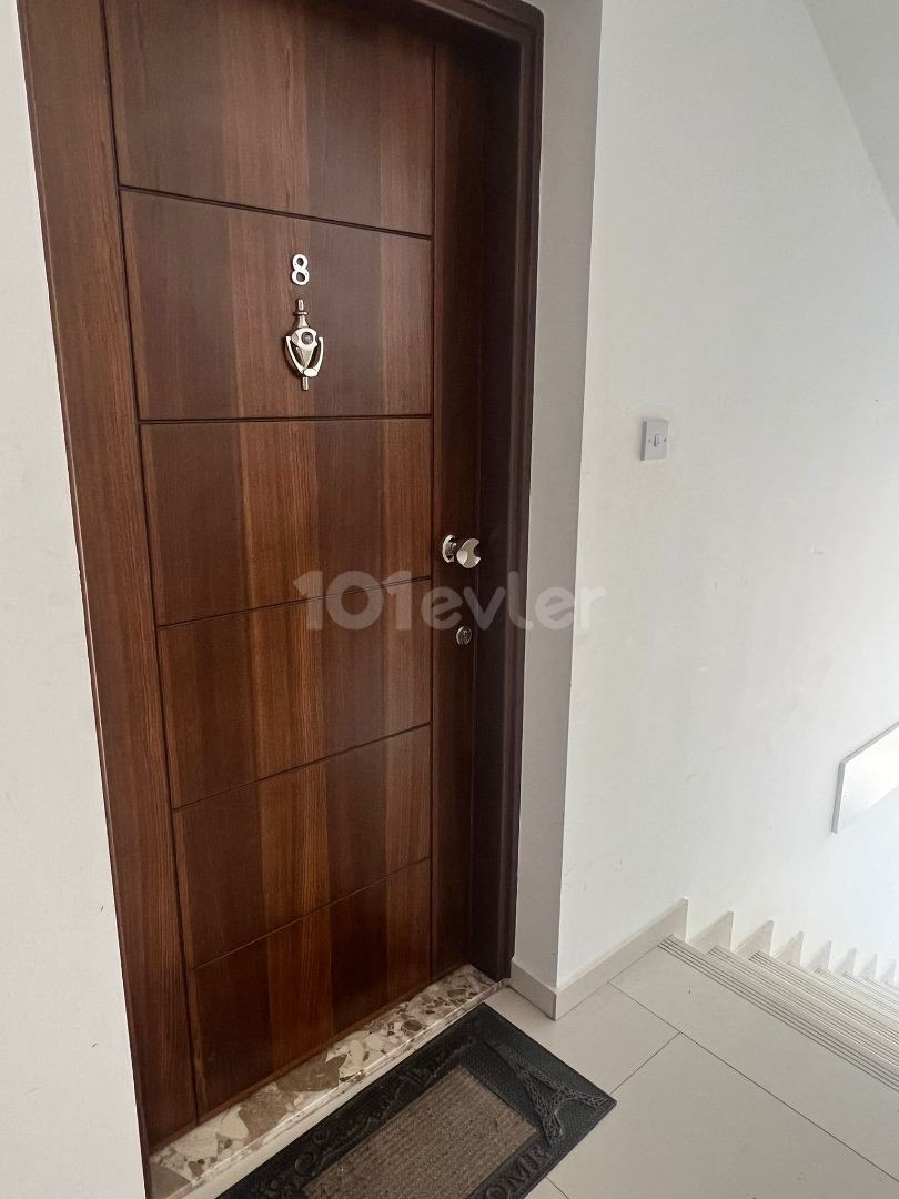 Koşklüçüftlik/ Dereboyu Lefkoşa Bölgesinde, 2+1, 85m2 KİRALIK daire.