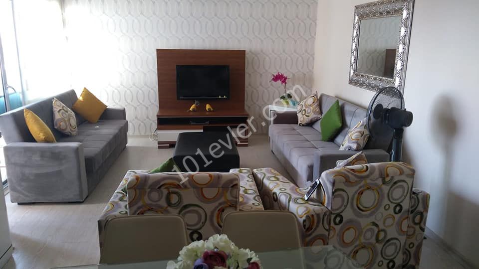 GAZİMAĞUSA MERKEZDE KİRALIK 2+1 DAİRE  