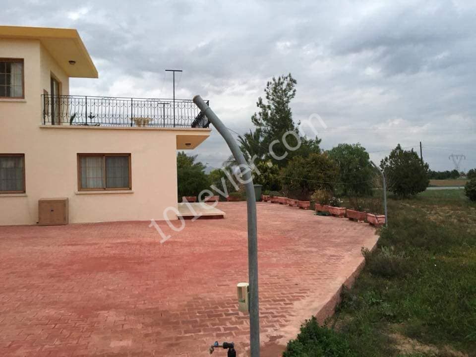 400 M2 VILLA FOR SALE IN FAMAGUSTA ÖTÜKENDE ** 