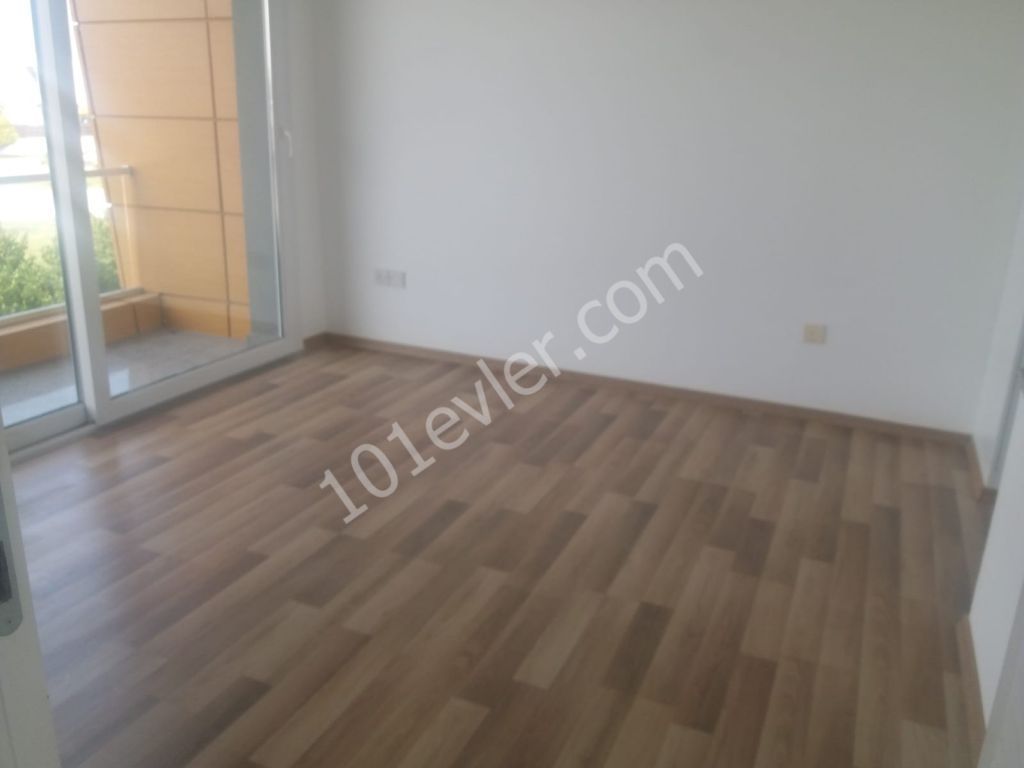 şok fiyat !!!!gazimağusa  saklıkentte  tüm vergileri , trofo katkı payı ödenmiş satılık 3+1 ikiz villa -habibe çetin 05338547005