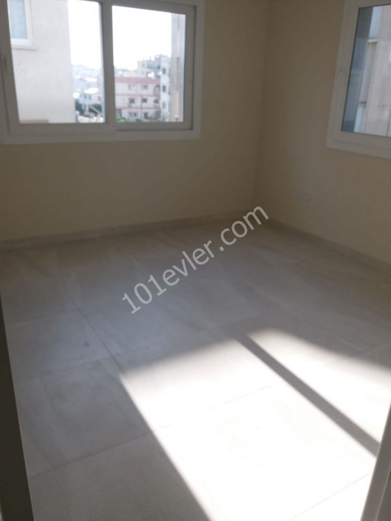 Flat To Rent in Mağusa Merkez, Famagusta