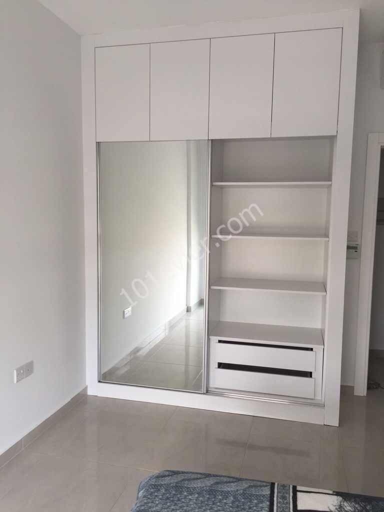 gazimağusa adakent  üniversitesine ve salamis caddesine yakın yeni kiralık 2+1 daire 