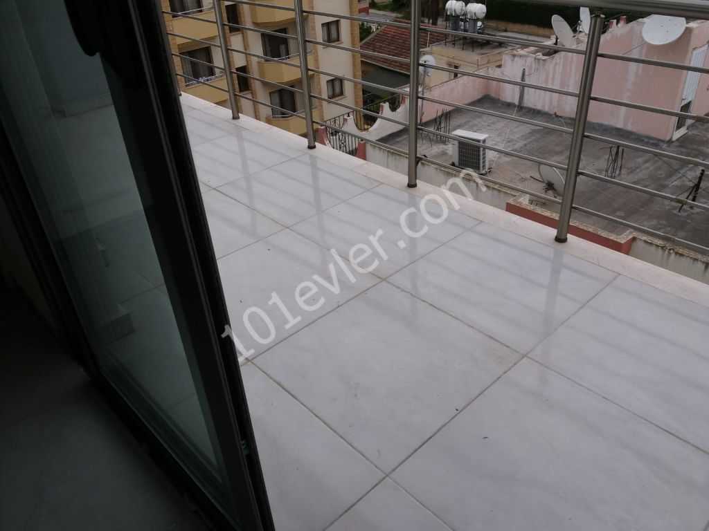 A new apartment in the very center of Famagusta is also an ideal 2+1 penthouse apartment for investment ** 