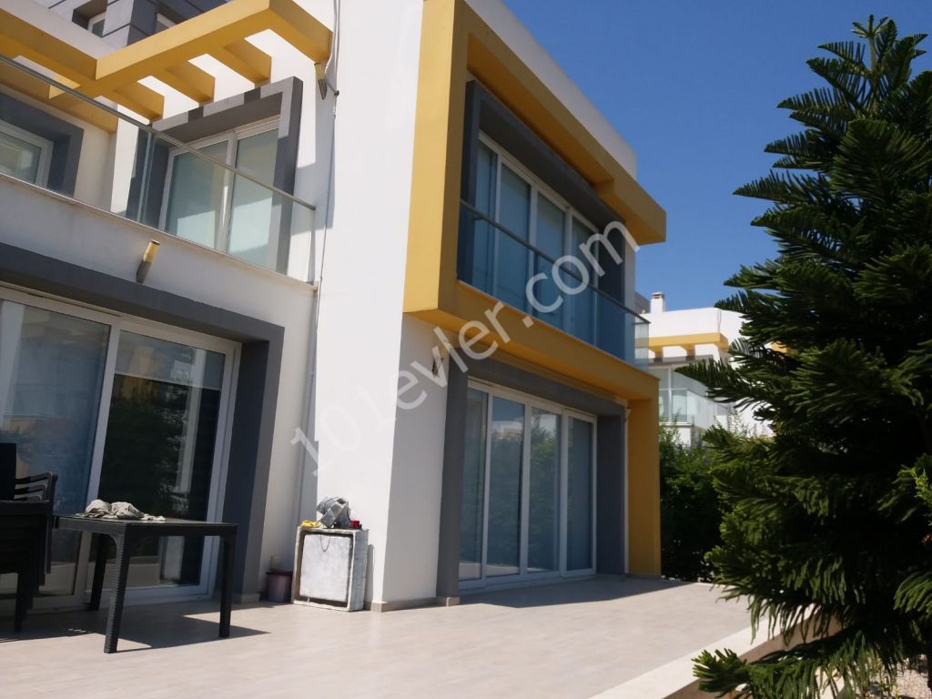 Villa For Sale in Yeni Boğaziçi, Famagusta