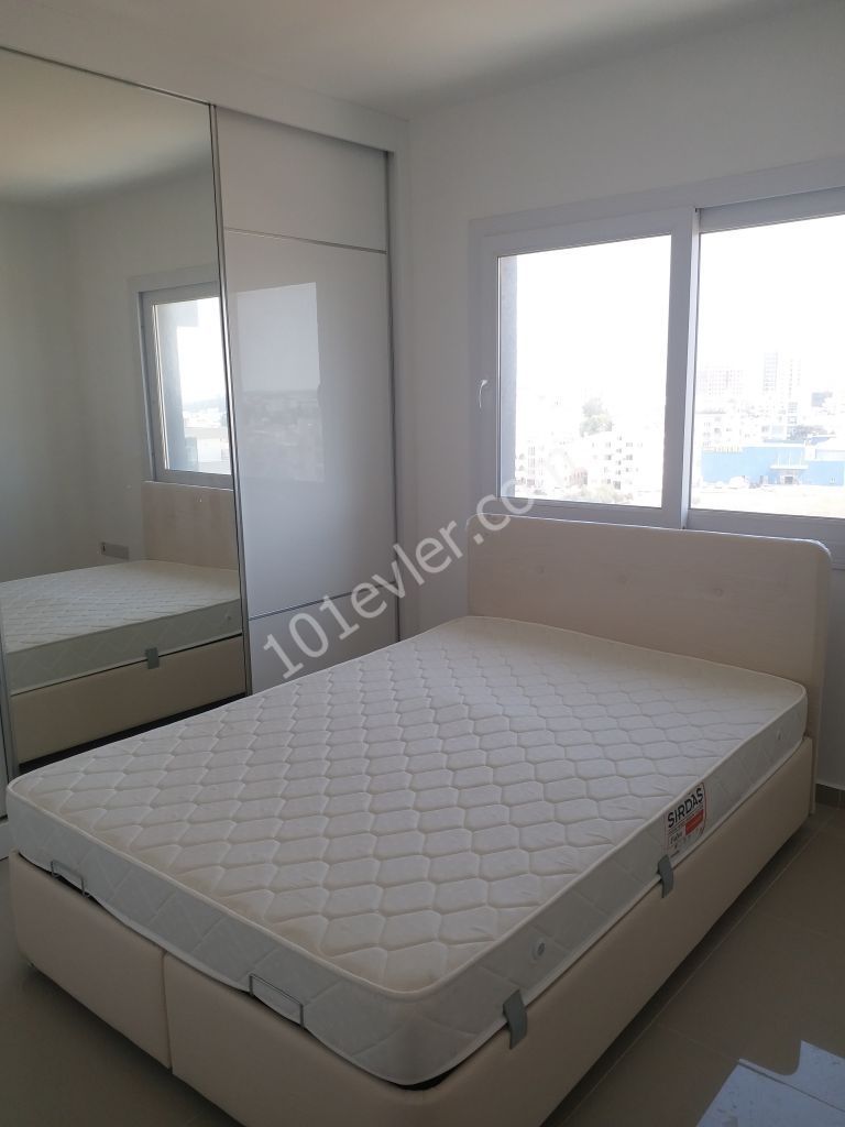 Gazimağusa  havuzlu rezidansta kiralık 2+1 daire Habibe Çetin 05338547005