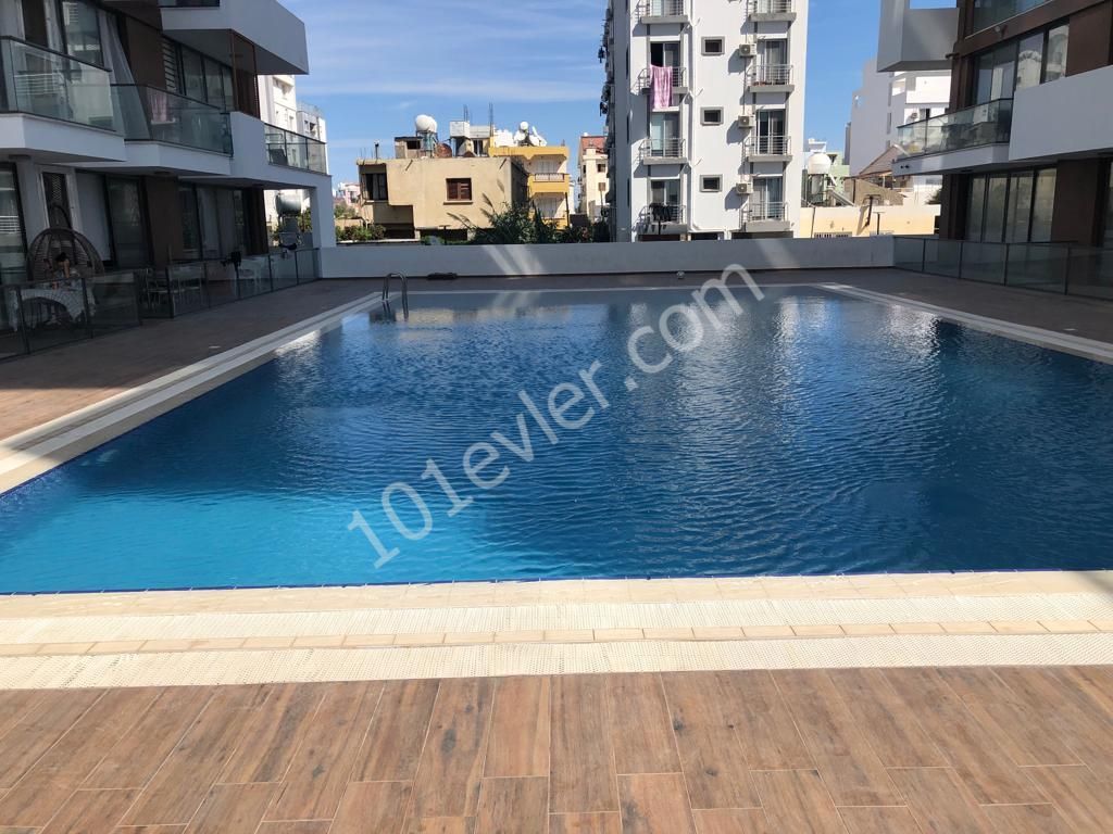 1+1 Wohnung zum Verkauf mit Pool im Park in Famagusta upto Llogara ** 