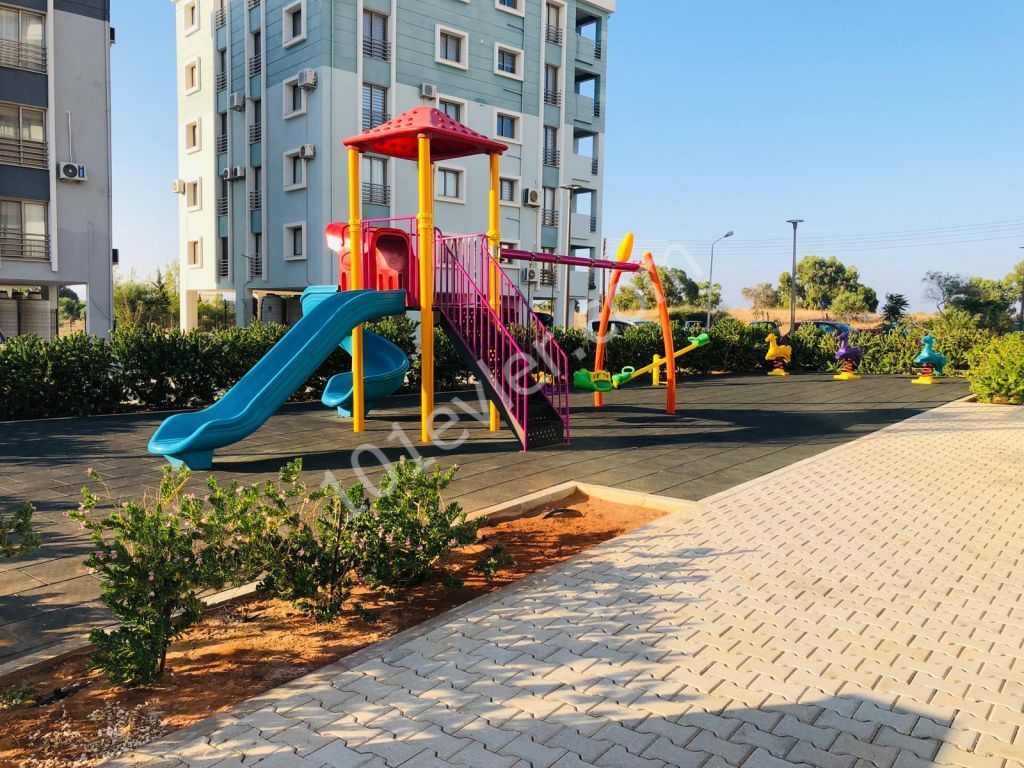 Gazimağusa Viapark Rezidansta kiralık 1+1 daire Habibe Çetin 05338547005