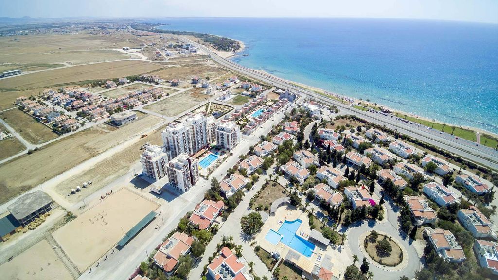 Our Last Remaining Apartments are Waiting for You at the pier longbeachte 1+ 0 where you will catch the Blue of the Sea. Habibe Çetin +905338547005 ** 