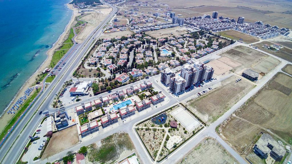 Denizin Maviliğini yakalacağınız iskele longbeachte 1+0 Stüdyo Son Kalan Dairelerimiz Sizleri Bekliyor. Habibe Çetin +905338547005 