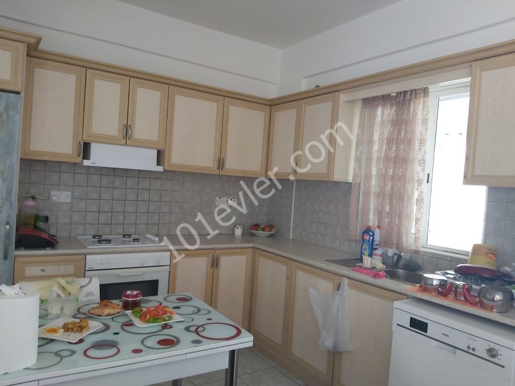 A duplex house for sale with a garden in the center of Famagusta Habibe Cetin +905338547005 ** 