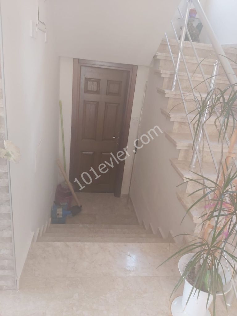 Kuzey Kıbrıs İskele Boğazda satılık 4+1 Villa  Habibe Çetin +905338547005