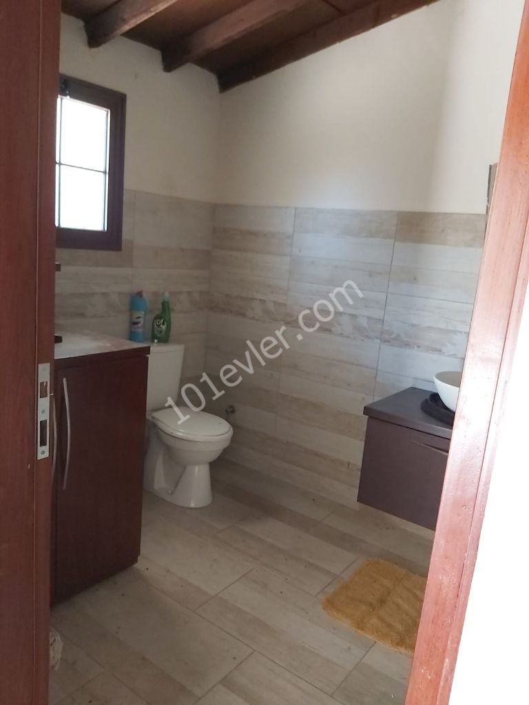 Detached house for sale in Famagusta Yenibogaz Habibe Cetin 05338547005 ** 