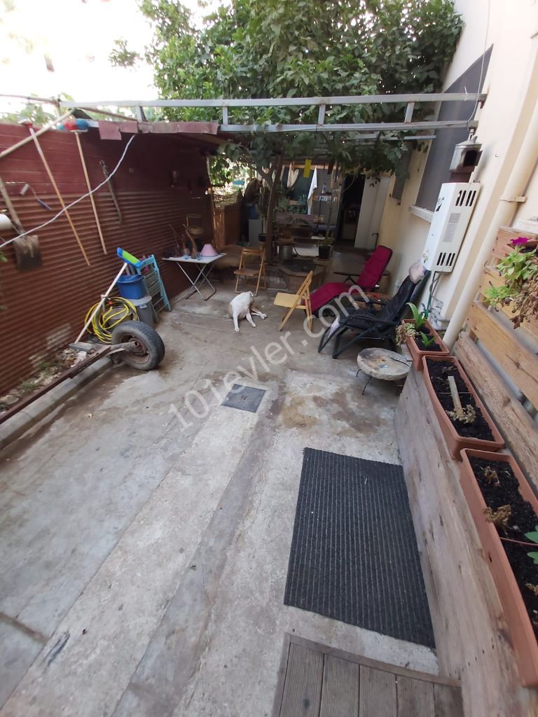 Ground Floor 3+ 1 Apartment for Sale in the Center of Famagusta Habibe Cetin 05338547005 ** 