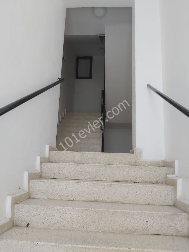 3+1 Wohnung Zum Verkauf Im Zentrum Von Famagusta Habibe Cetin 05338547005 ** 