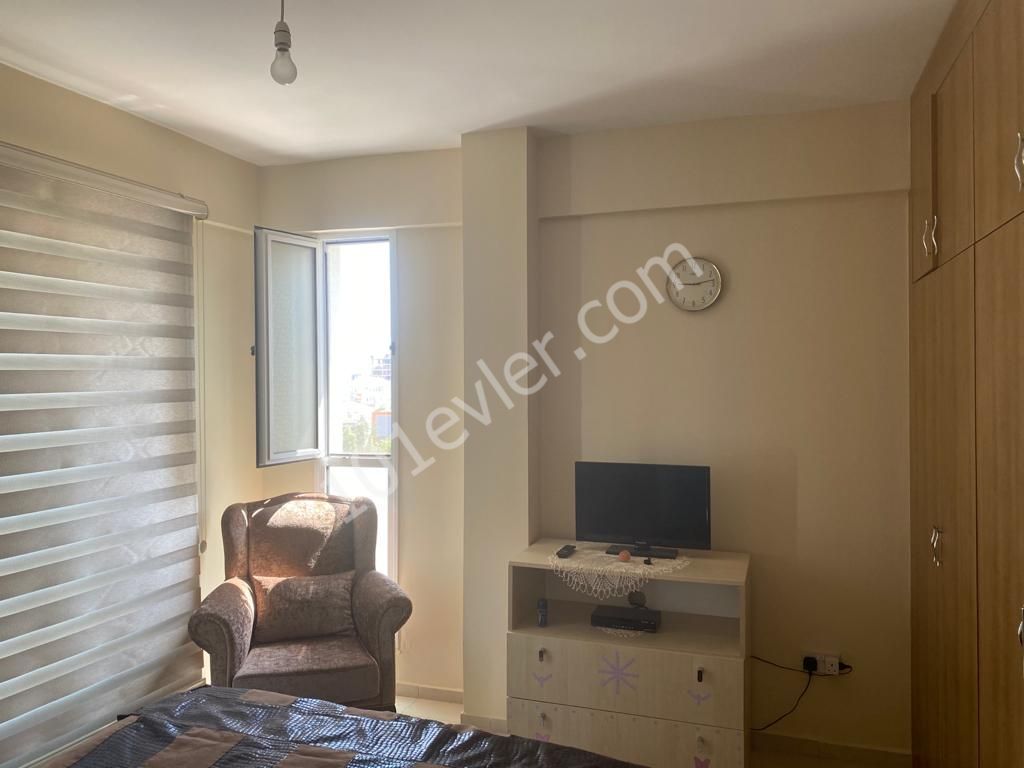 Gazimağusa merkezde satılık penthouse 3+1 daire Habibe Çetin :05338547005