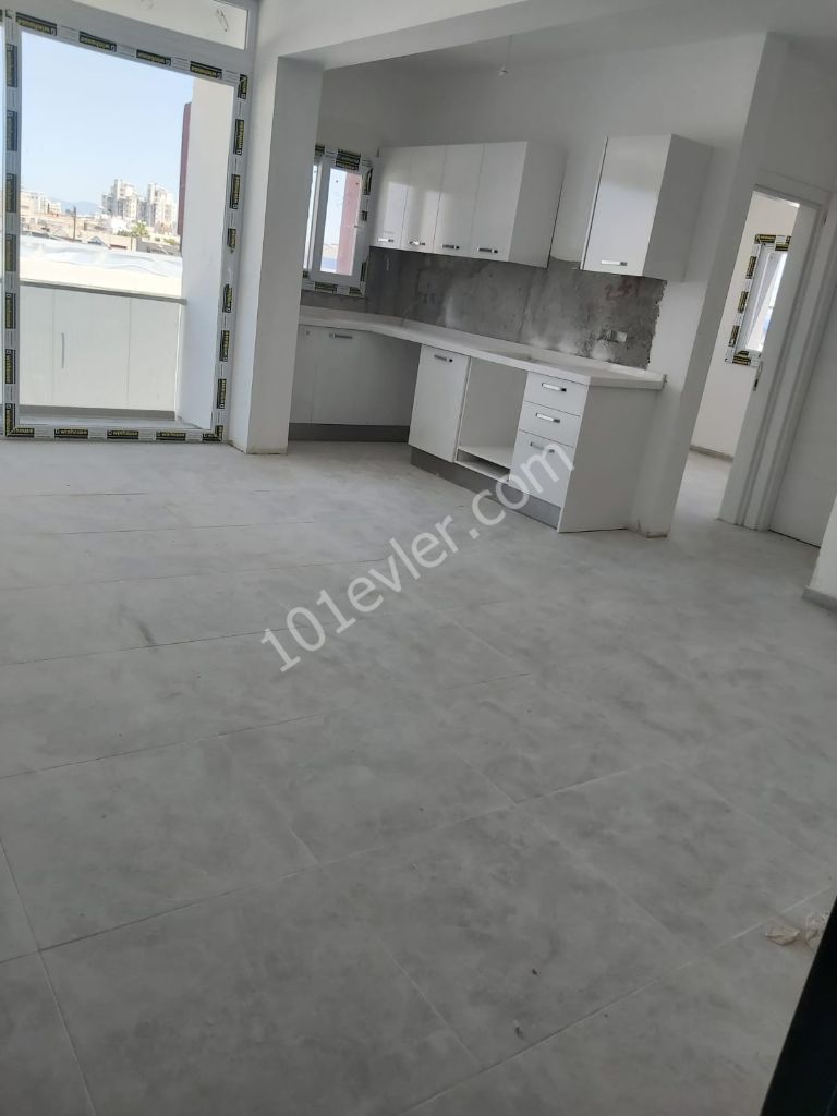 2+ 1 Apartment Habibe Cetin 05338547005 for Sale in the center of Famagusta, in the Canakkale region, where All Taxes have been paid, Habibe Cetin 05338547005 ** 