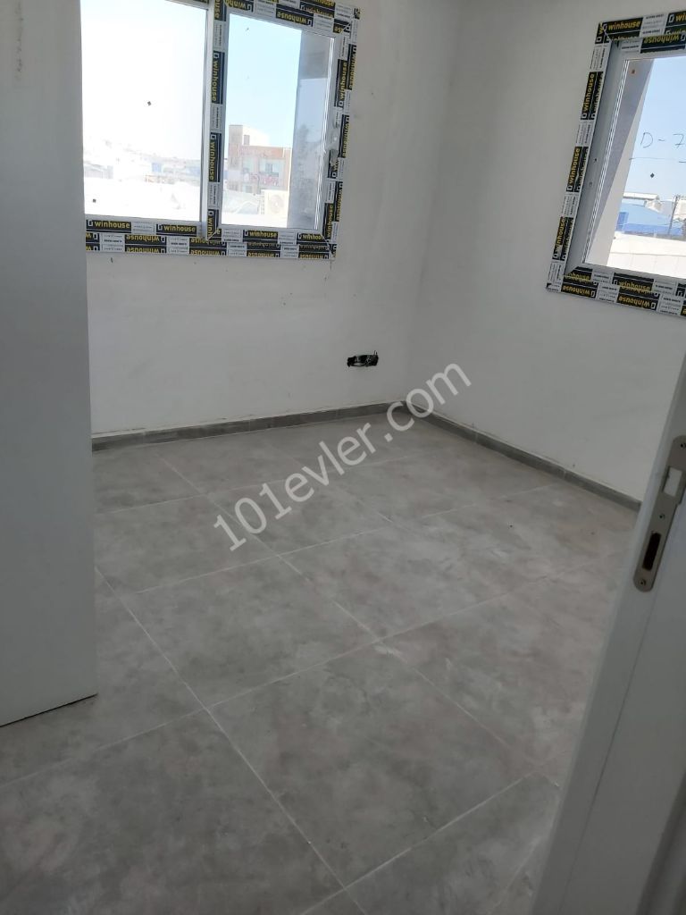 2+ 1 Apartment Habibe Cetin 05338547005 for Sale in the center of Famagusta, in the Canakkale region, where All Taxes have been paid, Habibe Cetin 05338547005 ** 