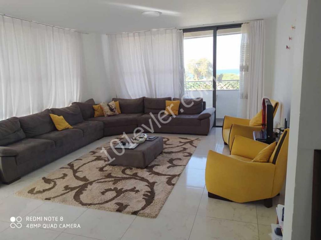 3+ 1 Apartment for sale in a luxury residence in the Gulseren district of Famagusta Habibe Cetin 05338547005 ** 