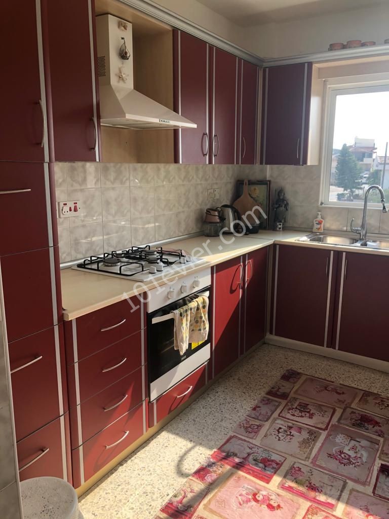 Квартира 3 + 1 на продажу в Чанаккале, Фамагуста Хабибе Четин 05338547005 ** 