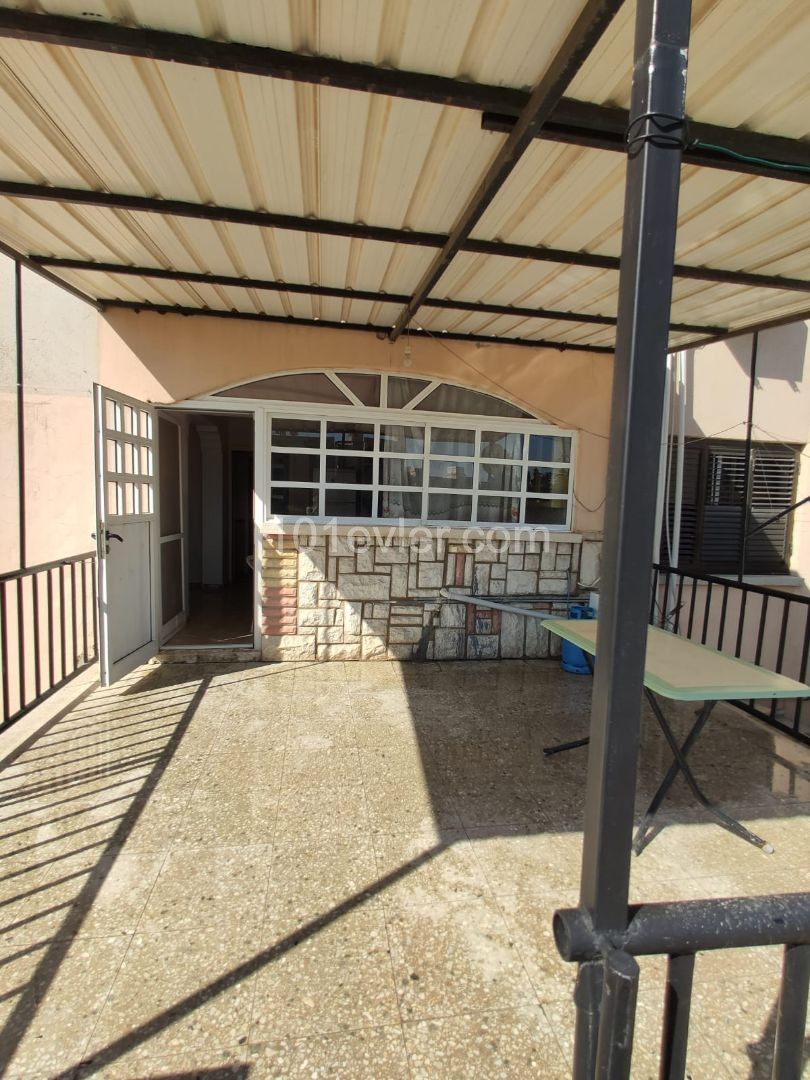 Famagusta Salamis Road Behind Peace Corps 3 + 1 Квартира на продажу Habibe Четин 05338547005 ** 