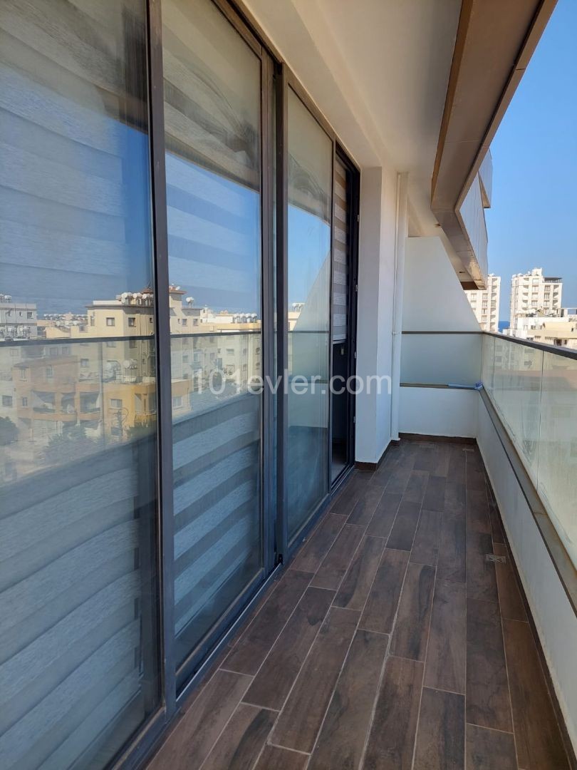 Luxury 1+1 Apartment for Rent in Famagusta Viapark Residence Habibe Cetin 05338547005 ** 