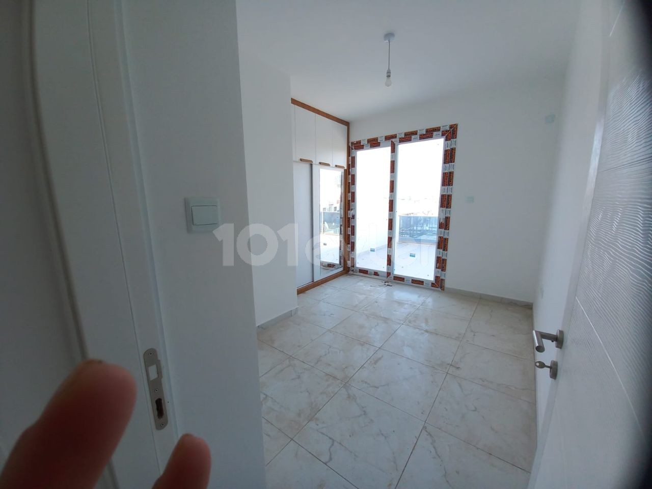 2+1 Penthouse zum Verkauf in der Gegend von Famagusta Karakol