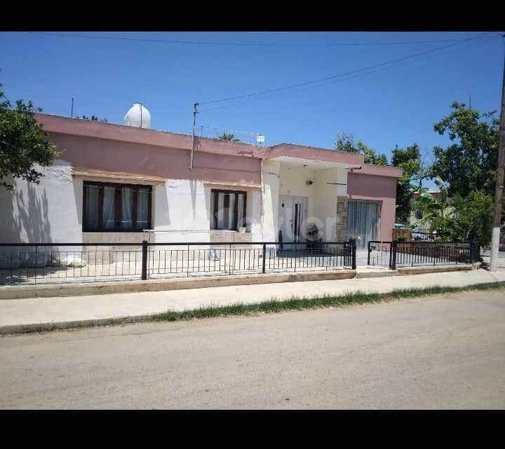 3+1 Einfamilienhaus zum Verkauf in der Region Famagusta Maras HABIBE ÇETİN 05338547005