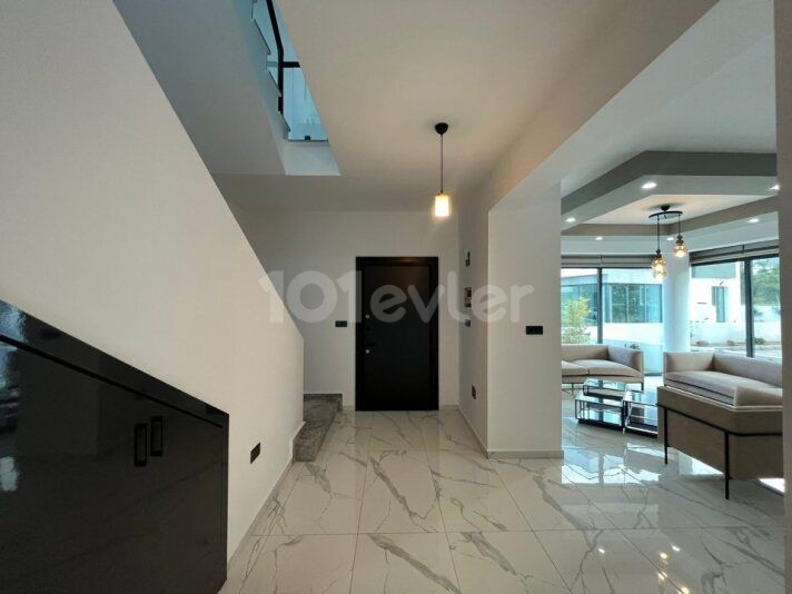 Located in Ozankoy 6 luxury duplex detached villas in a complex with private pool and garden