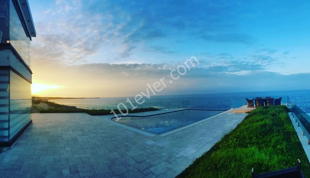 Villa For Sale in Karşıyaka, Kyrenia