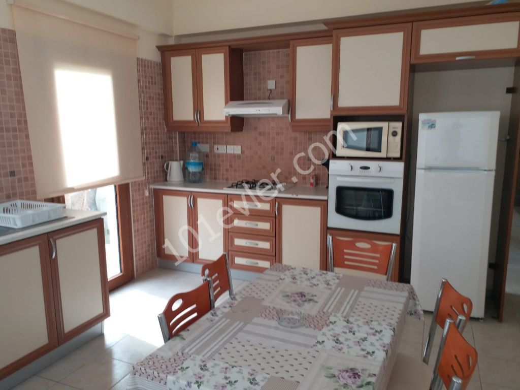 Kıbrıs Girne Alsancak'ta Günlük Kiralık 3+1 Villalar