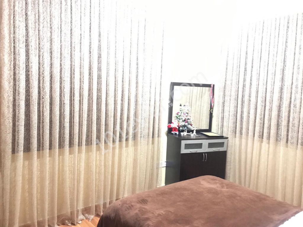 Kıbrıs Girne Alsancakta Satılık 3+1 Eşyalı Daire