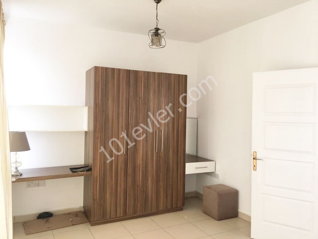 Kıbrıs Girne Merkezde Kiralık 1+1 Eşyalı Daire