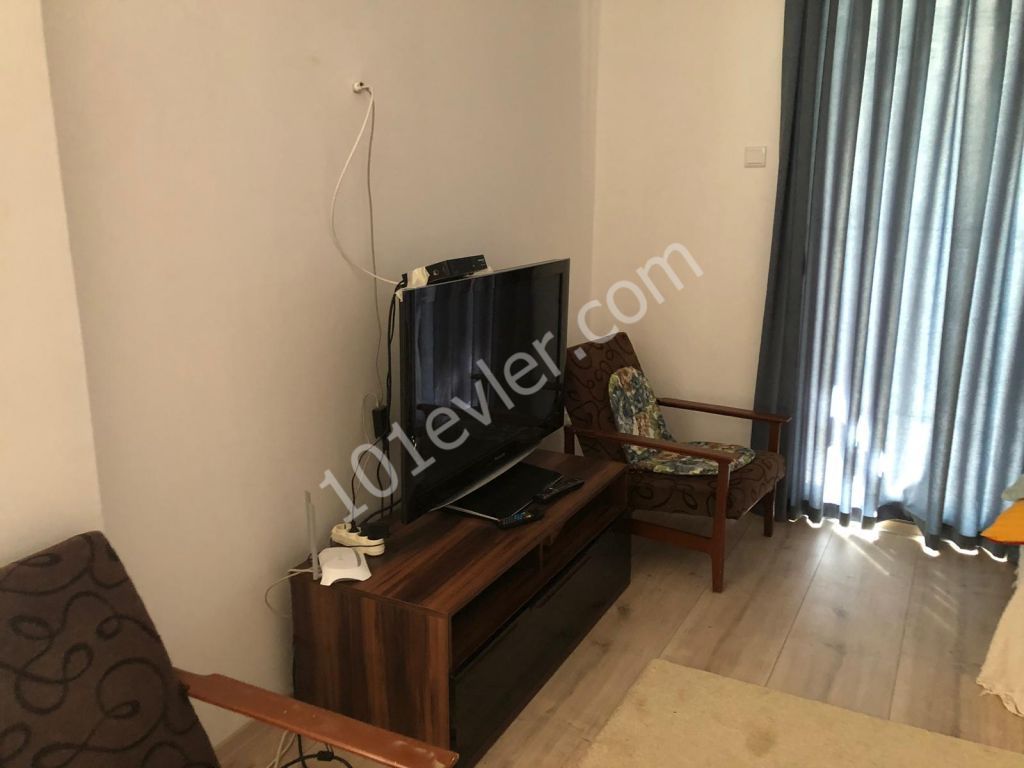 Kıbrıs Girne Karaoğlanoğlunda Günlük Kiralık 3+1 Villa