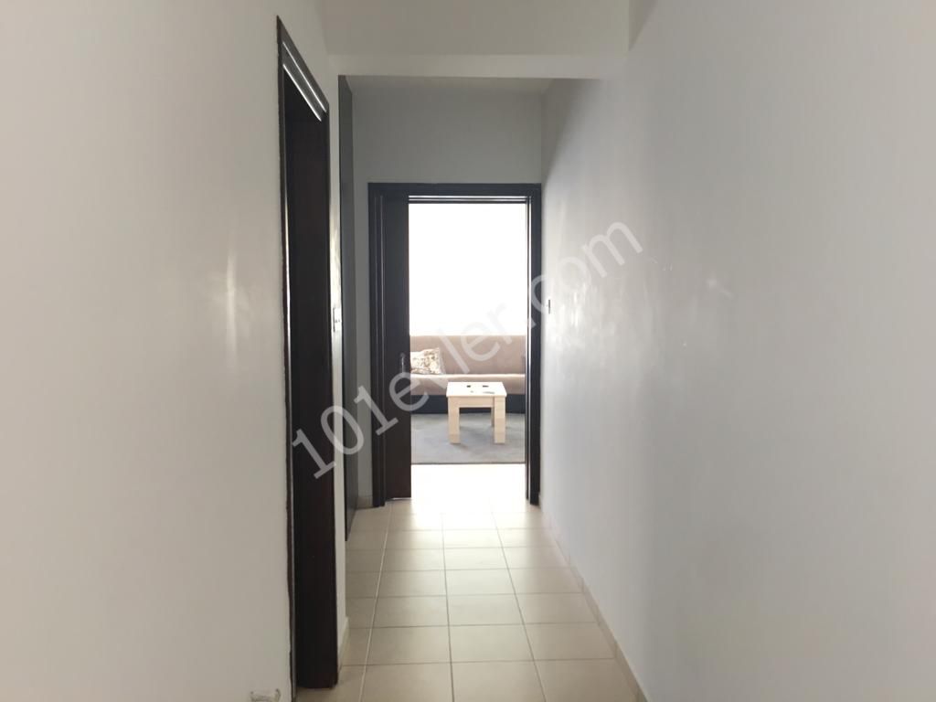 Kıbrıs Girne Merkezde Kiralık 3+1 Full Eşyalı Daire