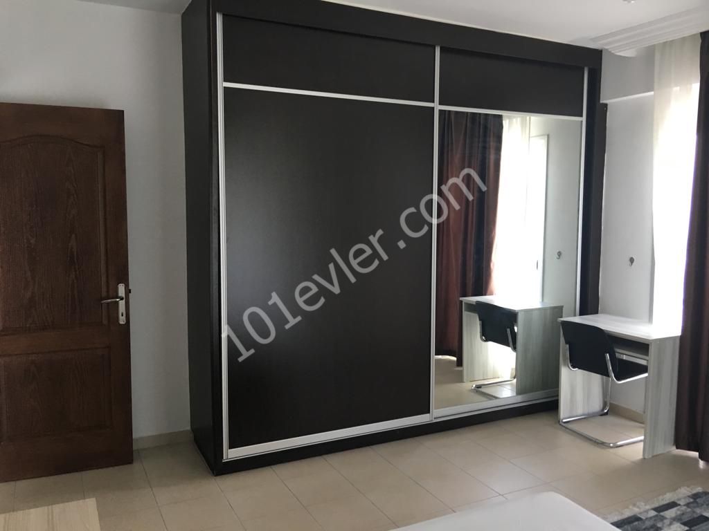 Flat To Rent in Girne Merkez, Kyrenia