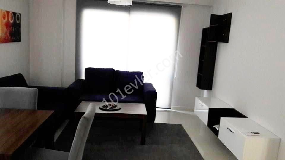 Girne Merkezde Kiralık Eşyalı 1+1 Lüx Daire 