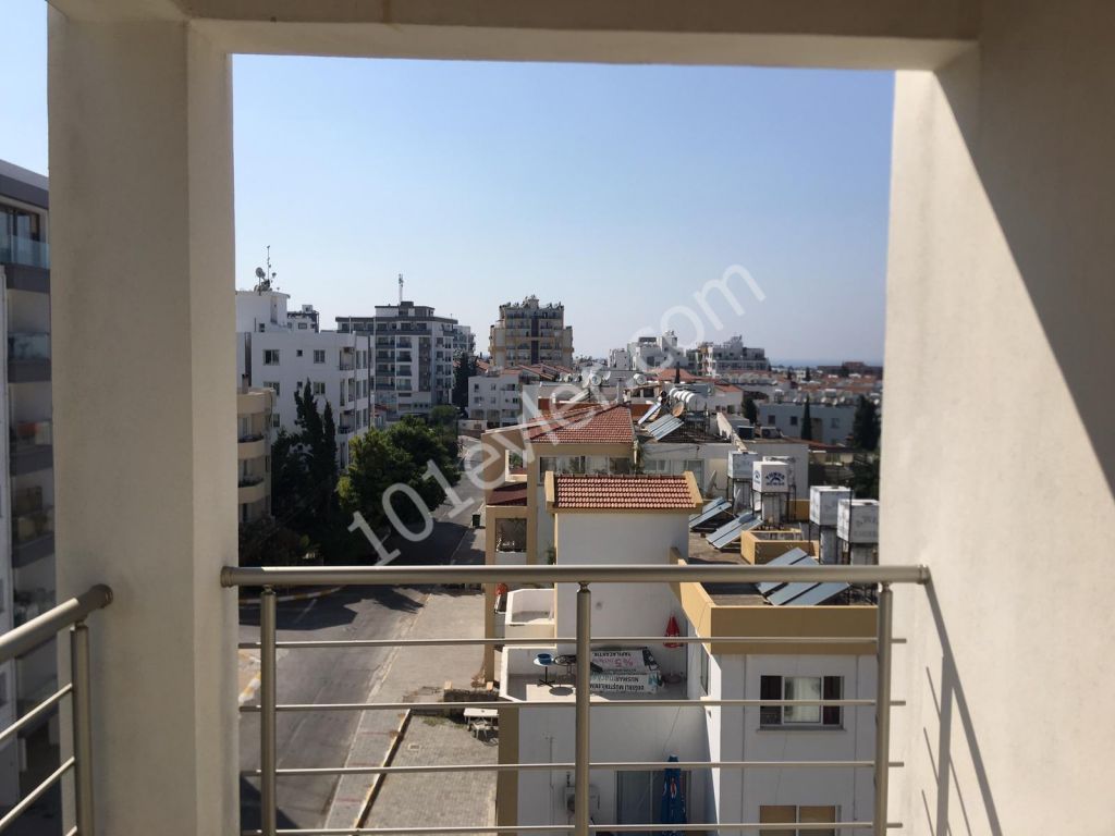 Flat For Sale in Girne Merkez, Kyrenia