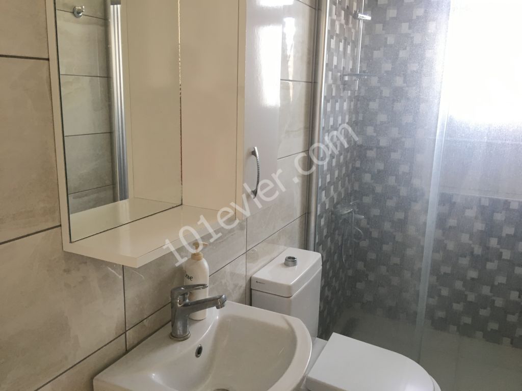 Kıbrıs Girne Merkezde Kiralık Lüx 2+1 Eşyalı Daire